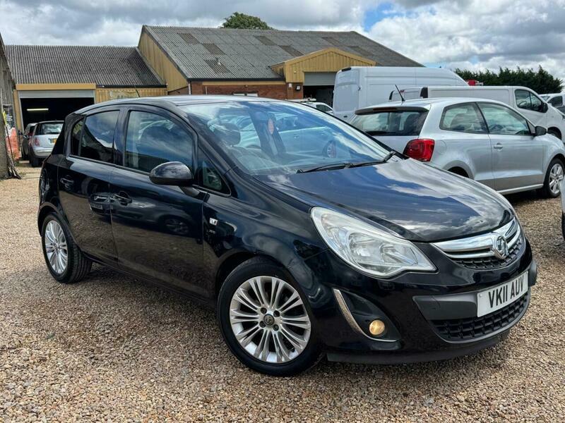 Vauxhall Corsa 1.4I 16V Sxi Black