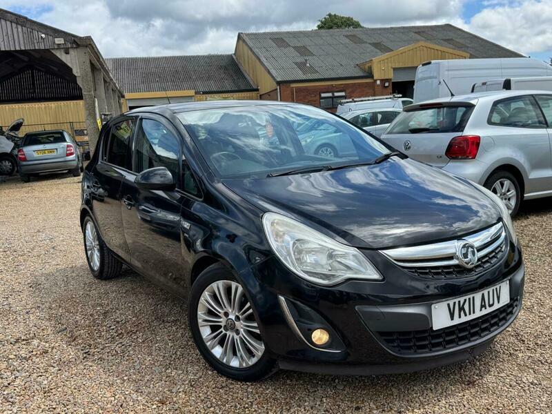 Vauxhall Corsa 1.4I 16V Sxi Black #6