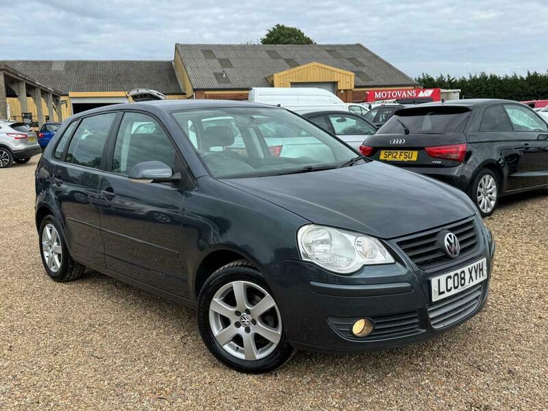 Volkswagen Polo 1.4 Match Grey