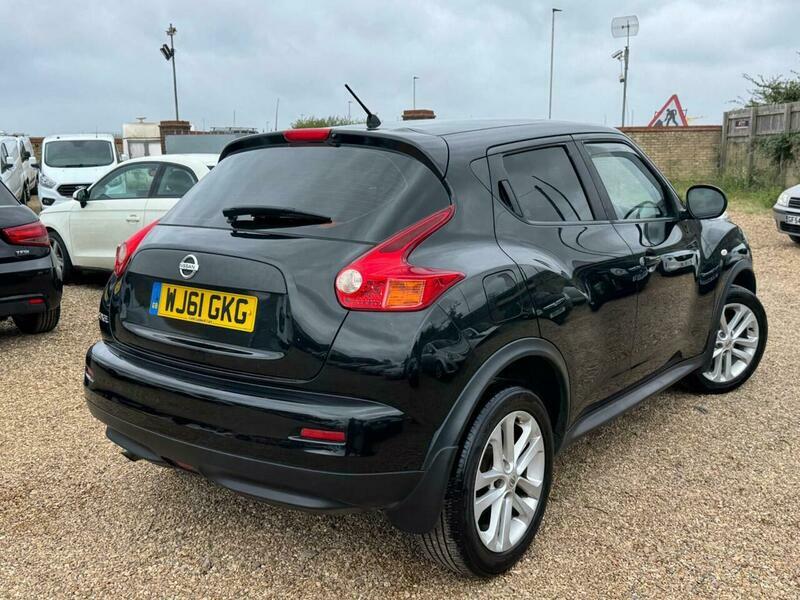 Nissan Juke Tekna Dci White #32