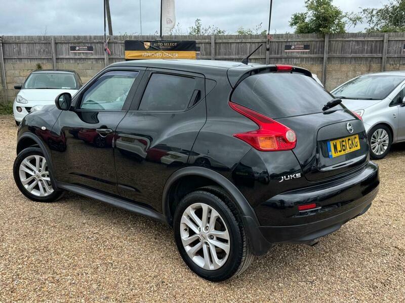 Nissan Juke Tekna Dci White #23