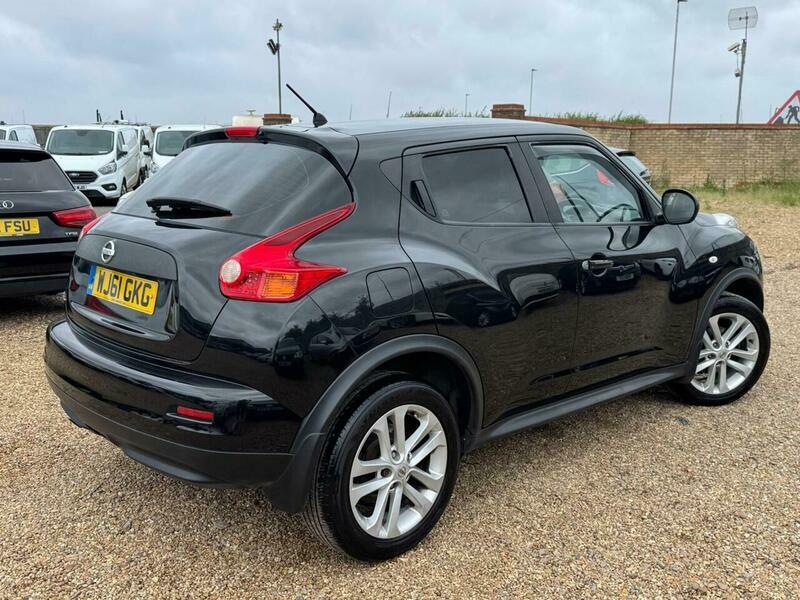Nissan Juke Tekna Dci White #26