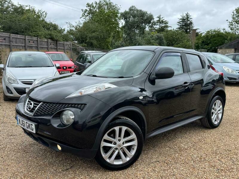 Nissan Juke Tekna Dci White #17