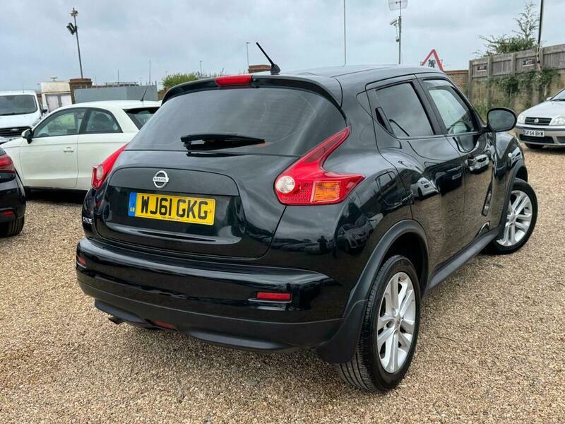 Nissan Juke Tekna Dci White #30
