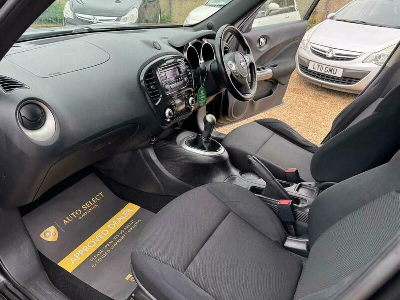 Nissan Juke Tekna Dci White #38