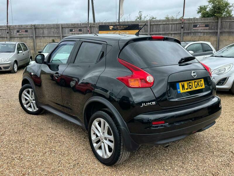 Nissan Juke Tekna Dci White #18