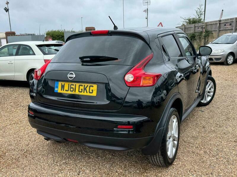 Nissan Juke Tekna Dci White #29