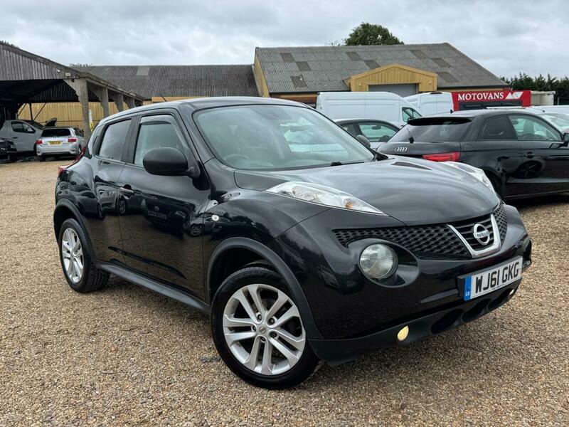 Nissan Juke Tekna Dci White #9