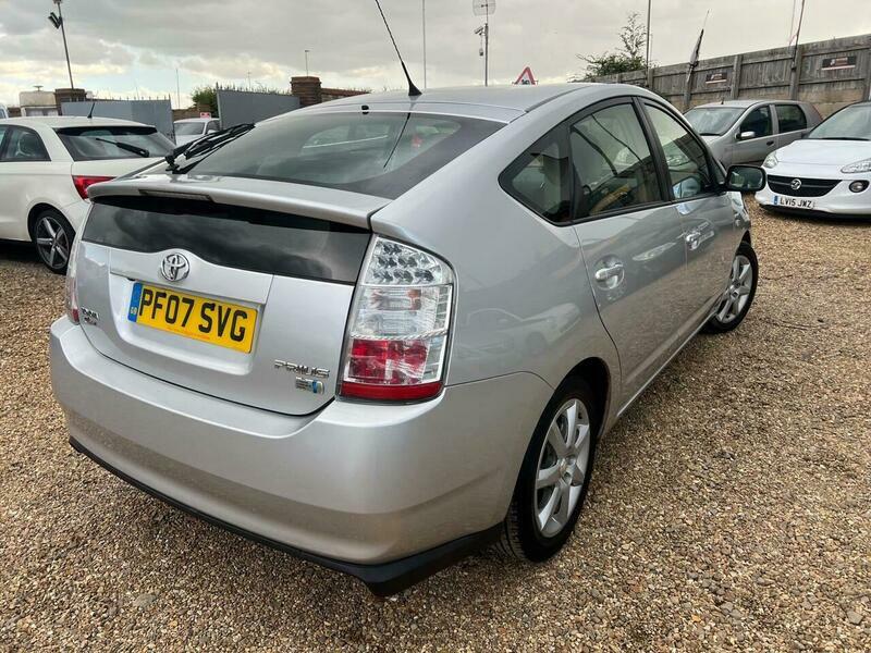 Toyota Prius T4 Grey #13