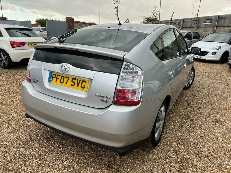 Toyota Prius T4 Grey #14