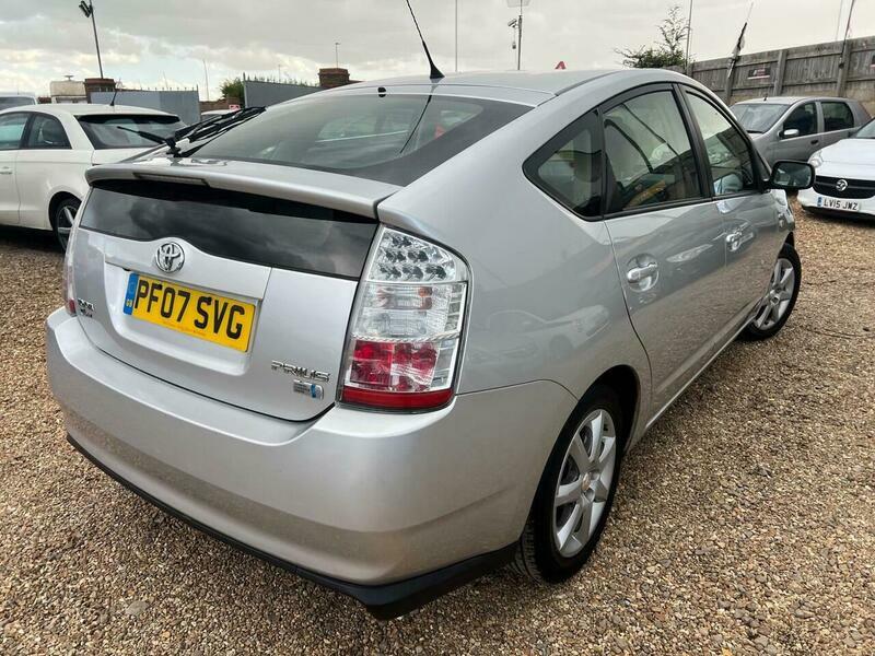 Toyota Prius T4 Grey #7