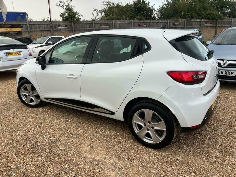 Renault Clio 1.2 16V Dynamique Medianav White #4