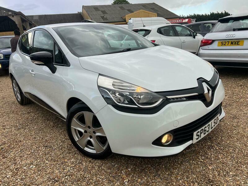 Renault Clio 1.2 16V Dynamique Medianav White