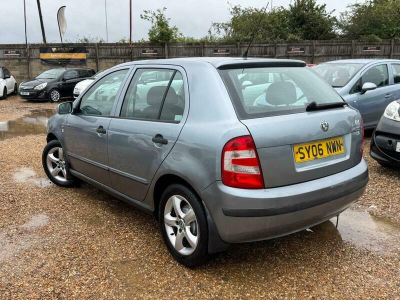 Skoda Fabia 1.4 16V Ambiente Grey #3