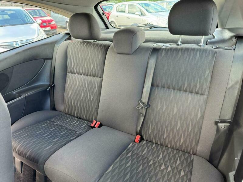 Ford Focus 1.6I 16V LX Grey #17