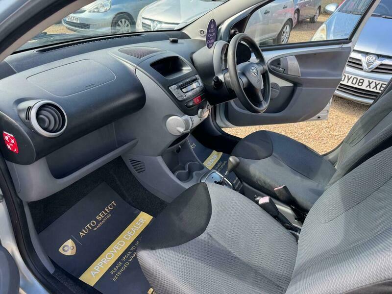 Toyota Aygo Hatchback Grey #18