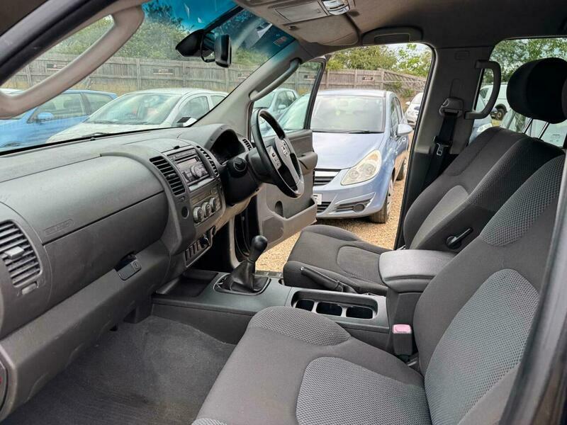 Nissan Navara Dci Acenta 4X4 Dcb 2009 Black #32