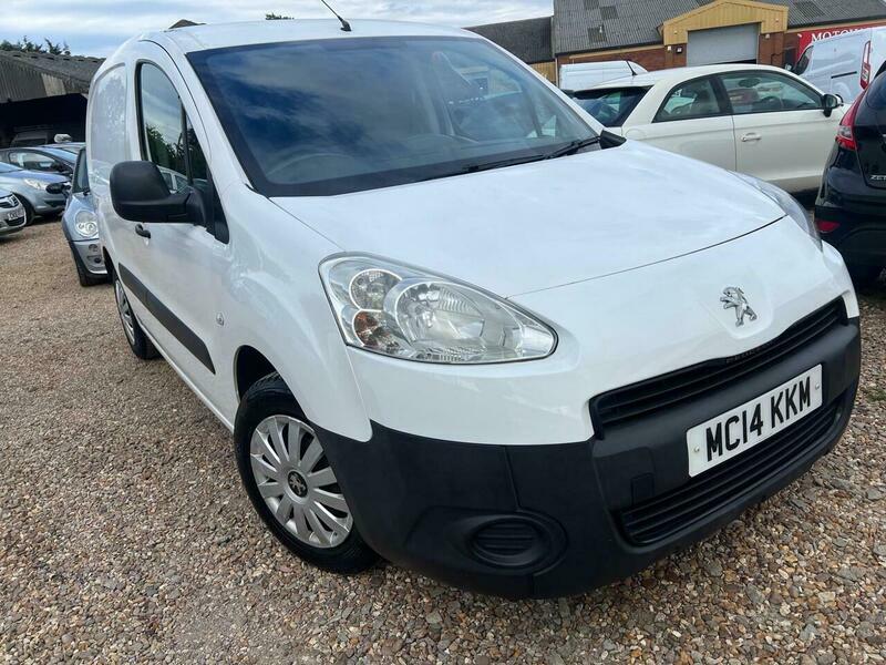 Peugeot Partner  White #20