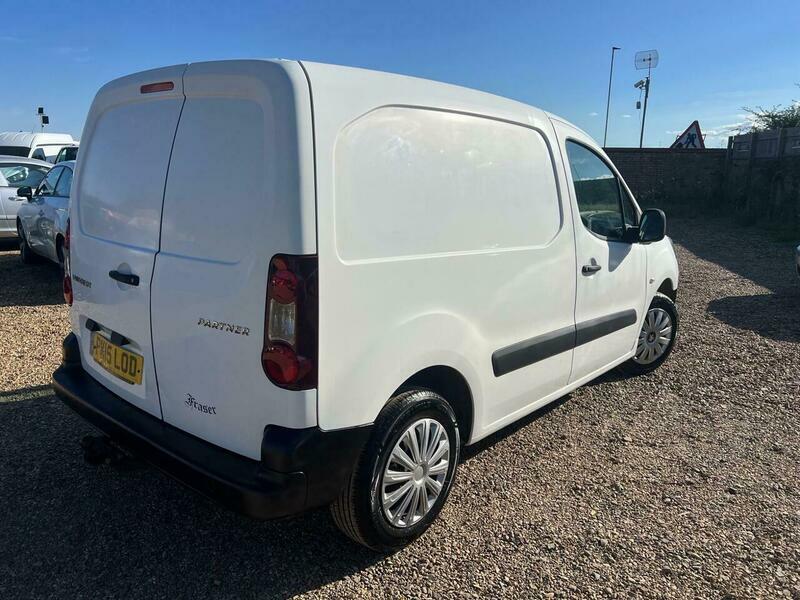 Peugeot Partner 1.6 Hdi 625 S White #4