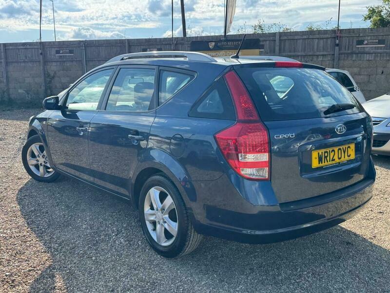 Kia Ceed 1.4 Crdi 1 White #12