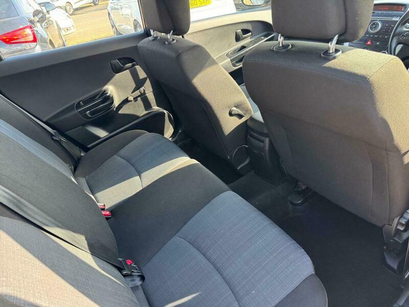 Kia Ceed 1.4 Crdi 1 White #21