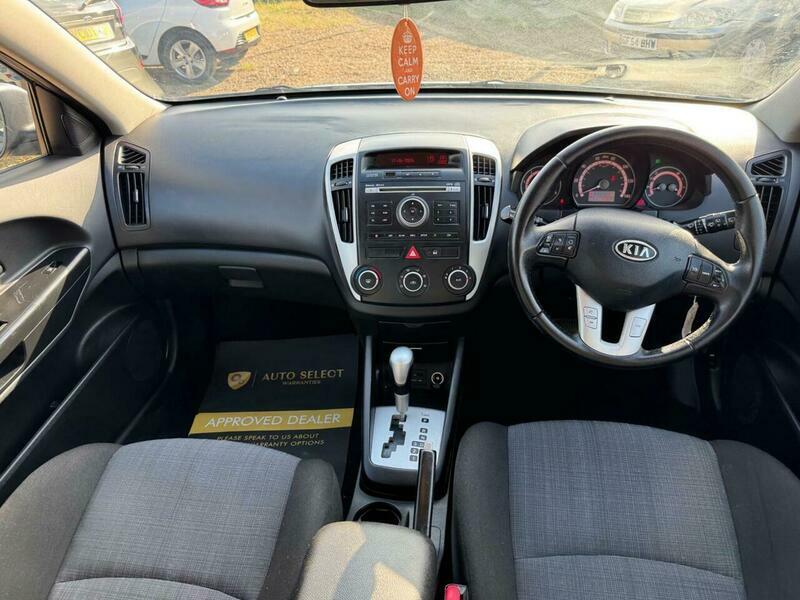 Kia Ceed 1.4 Crdi 1 White #16