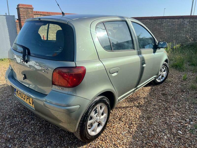 Toyota Yaris 1.4 D-4d T3 Silver #14