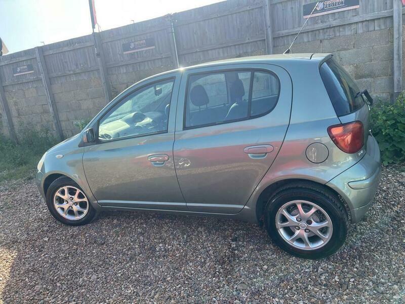 Toyota Yaris 1.4 D-4d T3 Silver #17