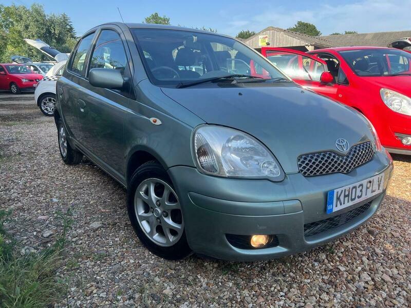Toyota Yaris 1.4 D-4d T3 Silver #26