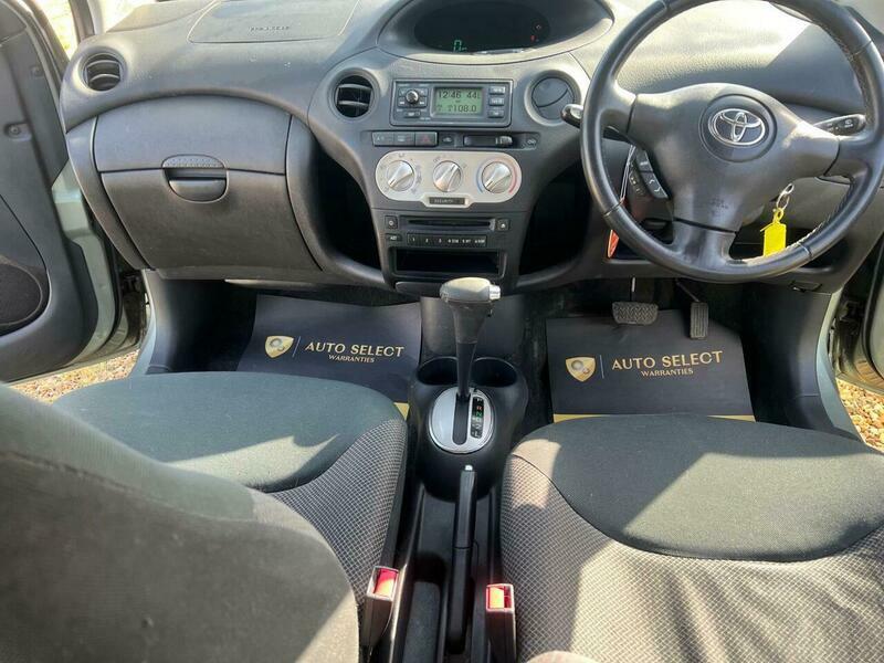 Toyota Yaris 1.4 D-4d T3 Silver #30