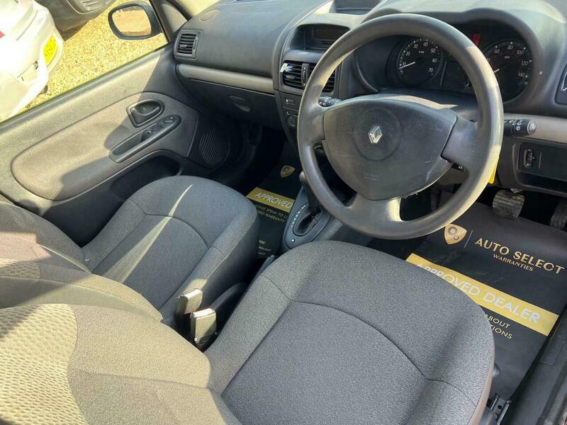 Renault Clio Hatchback 2.0 16V Renaultsport 200454 Silver #30