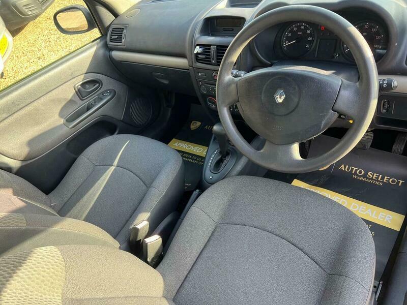 Renault Clio Hatchback 2.0 16V Renaultsport 200454 Silver #31