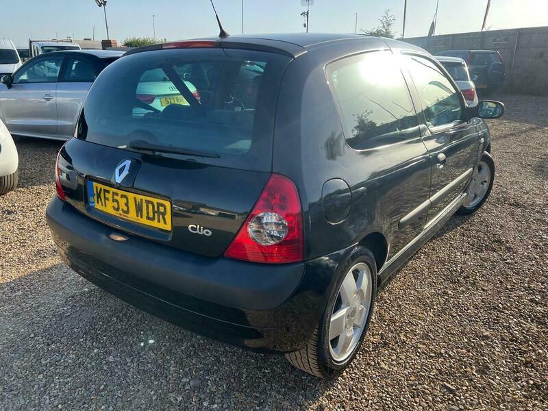 Renault Clio 1.4 16V Expression Black #6