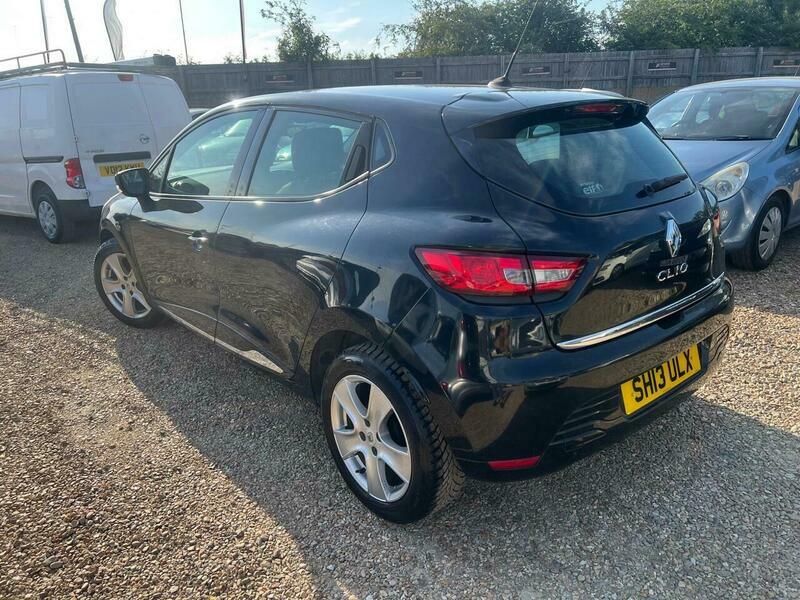 Renault Clio 1.2 16V Dynamique Medianav Black
