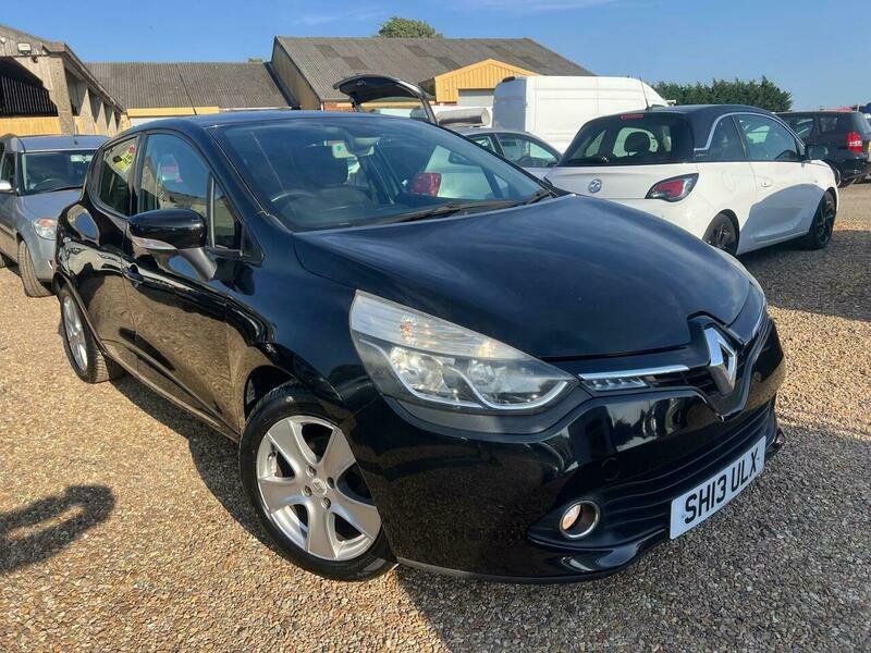 Renault Clio 1.2 16V Dynamique Medianav Black #2