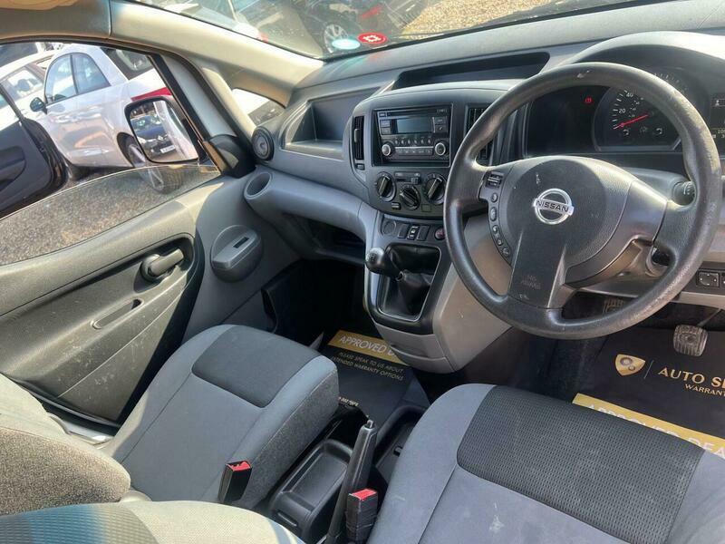 Nissan NV200 Dci Se Combi Black #32