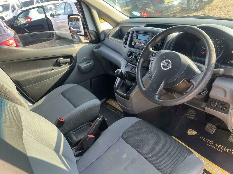 Nissan NV200 Dci Se Combi Black #33