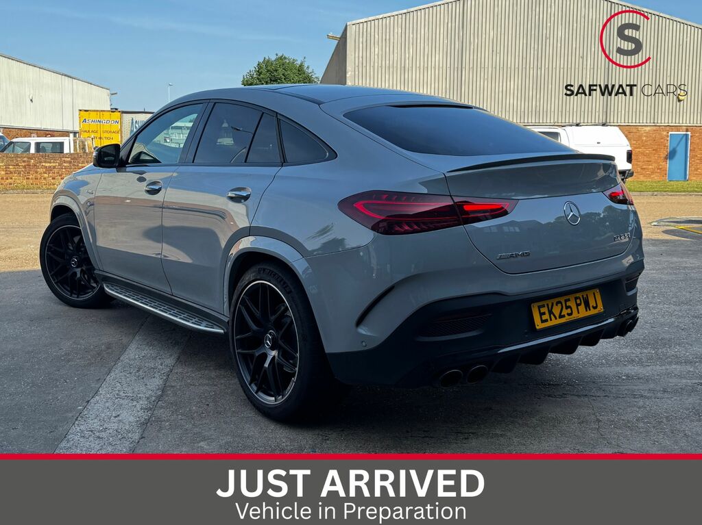 Mercedes-Benz GLE Class 2025 3.0 Gle53 Biturbo Mhev Amg Night Edition Pre Black #2