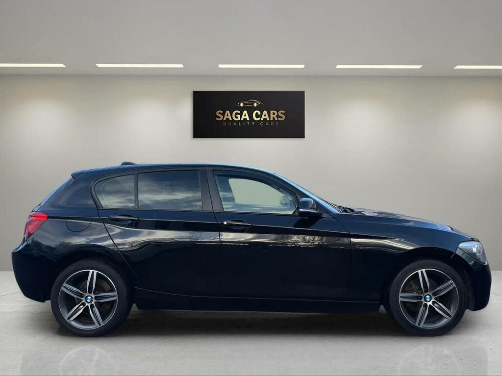 BMW 1 Series Hatchback Black #3
