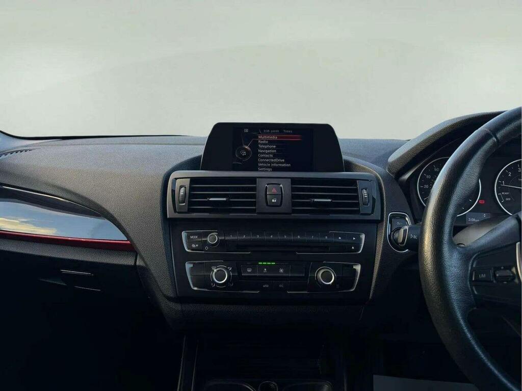 BMW 1 Series Hatchback Black #45