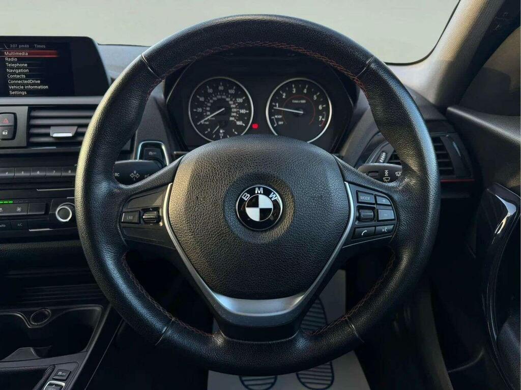 BMW 1 Series Hatchback Black #42