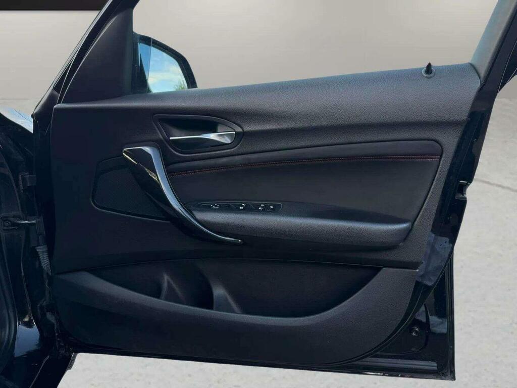 BMW 1 Series Hatchback Black #31