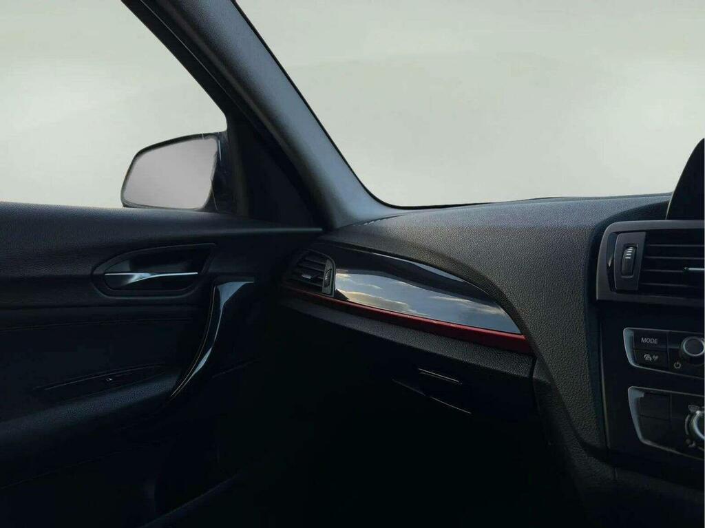 BMW 1 Series Hatchback Black #15