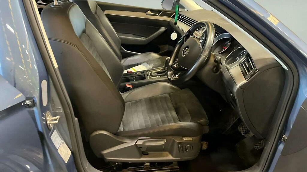 Volkswagen Passat Saloon 1.6 Tdi Bluemotion Tech Se Euro 6 Ss Black #8
