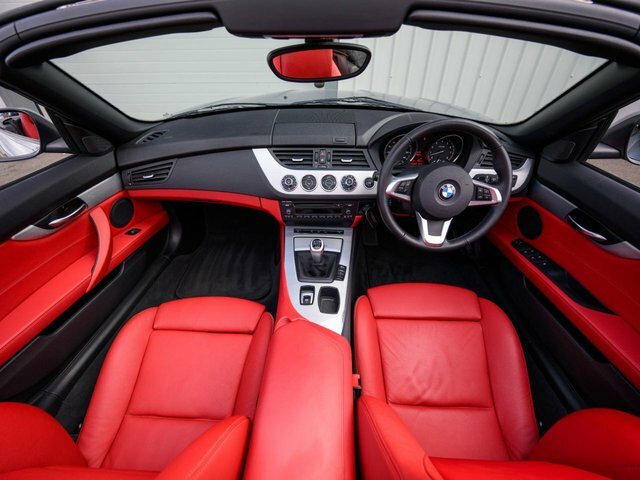 BMW Z4 2010 2.5 23I Convertible Sdrive Grey #3