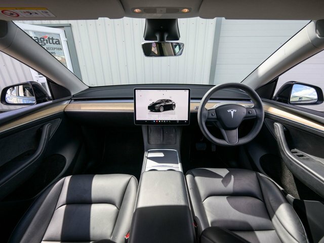 Tesla Model Y 2022 Dual Motor Long Range Suv Black #3