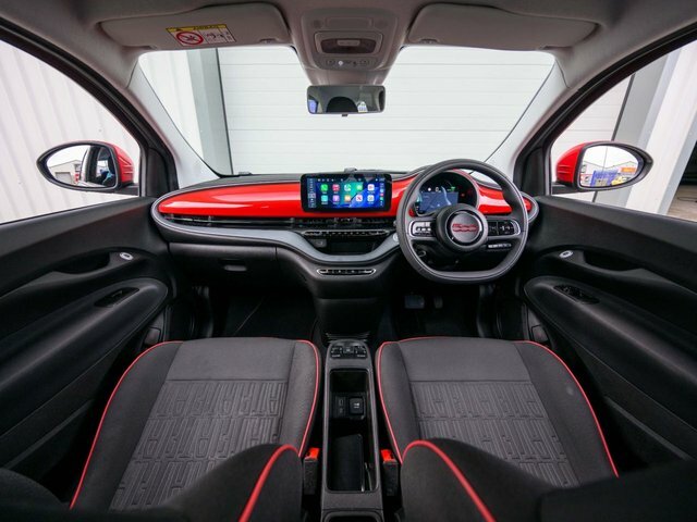 Fiat 500E 2022 42Kwh Red Hatchback 118 Ps Red #3