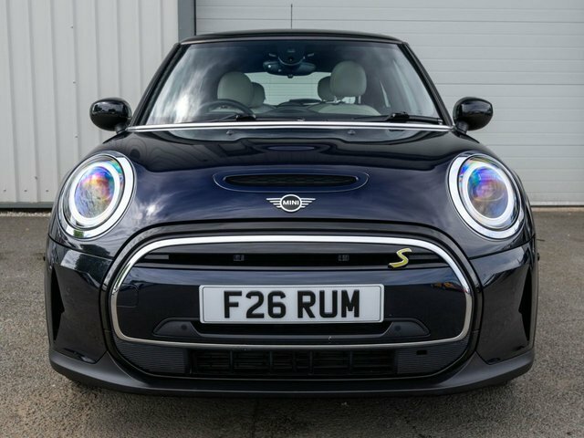 Mini Electric 2021 Cooper Se 32.6Kwh Level 3 Hatchback Elect Black #4