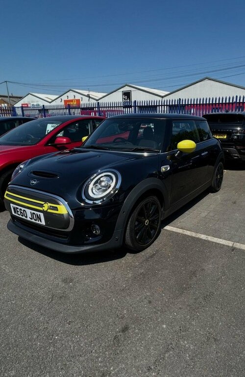 Mini Electric 2021 Cooper Se 32.6Kwh Level 3 Hatchback Elect Black