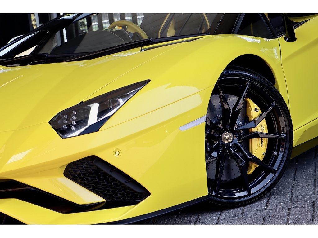Lamborghini Aventador 6.5 V12 Lp 740-4 S Roadster Isr 4Wd Eur SO18VOG Black #4